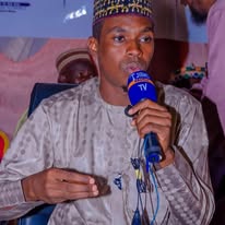 Awaisu Al’arabee Fagge delivering a social media presentation at a JIBWIS Social Media event in Bauchi